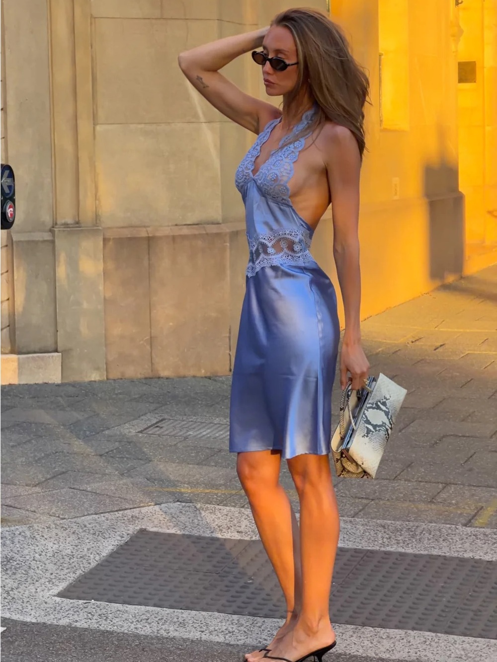 Lioness Solana Midi Dress | persian jewel A1 - Picture 2 of 8